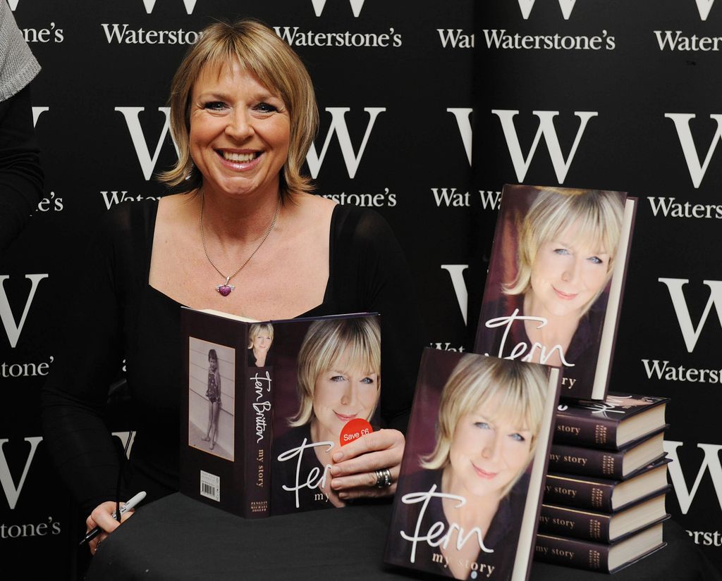 Fern Britton signs copies of 'Fern: The Autobiography' in Waterstone's
