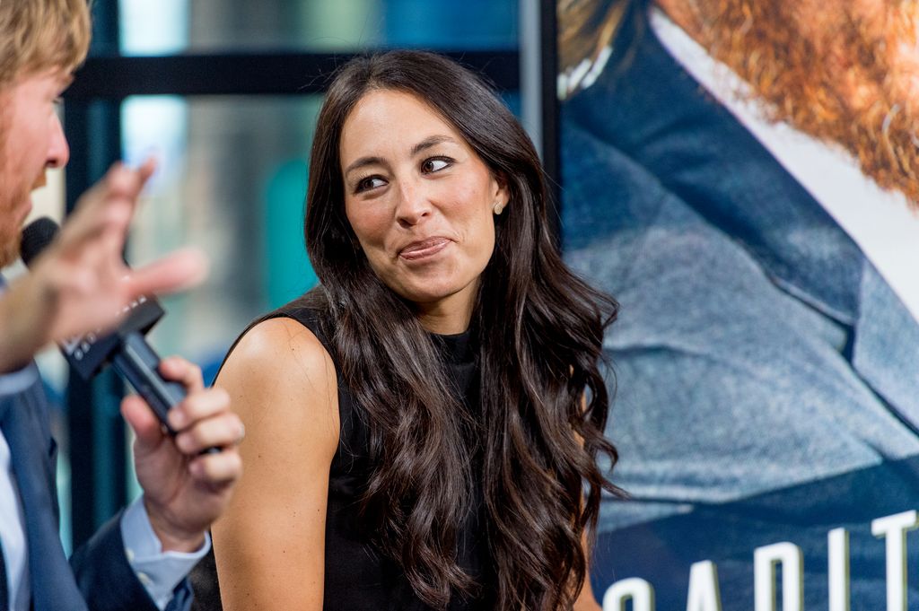 Joanna Gaines wearing black 
