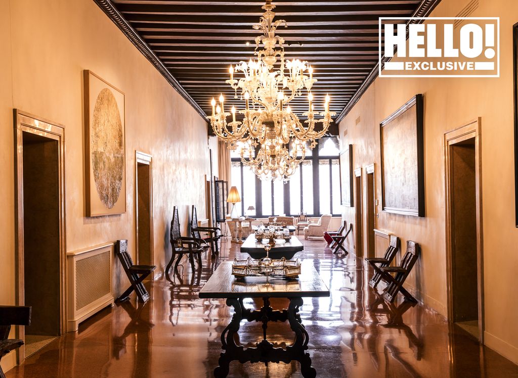 Giovanni and Servane Giol's palazzo in Venice - grand dining room with hanging chandelier