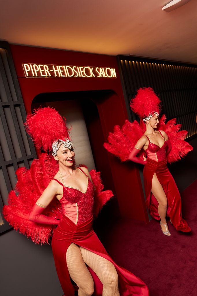            Cabaret at the Piper Heidsieck event                 