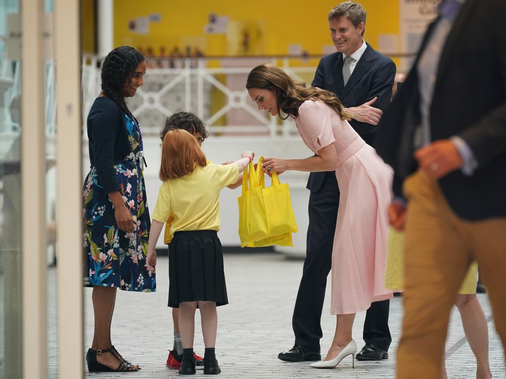 Kate Middleton given gift bags at Young V&A