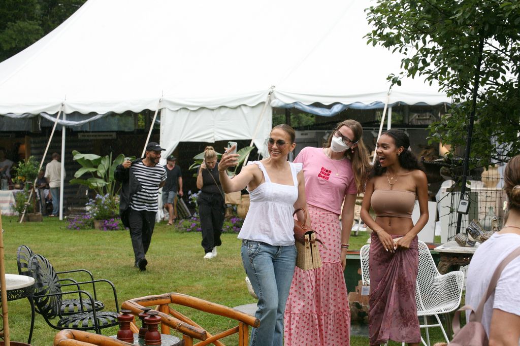 Jennifer Lopez, stepdaughter Violet Affleck and guest at East Hampton Historical Society's 18th Annual Antiques & Design Show