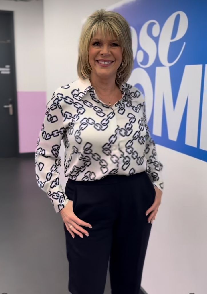 ruth langsford on loose women in chain print blouse