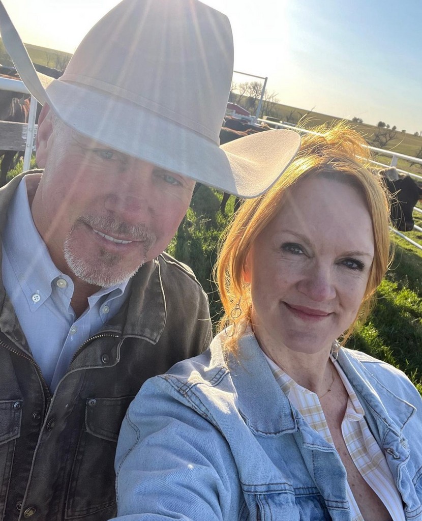 Selfie posted by Ree Drummond on Instagram May 2023 with her husband Ladd at their Oklahoma estate, Drummond Ranch