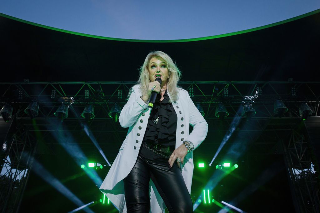Bonnie Tyler performing at a concert in Germany