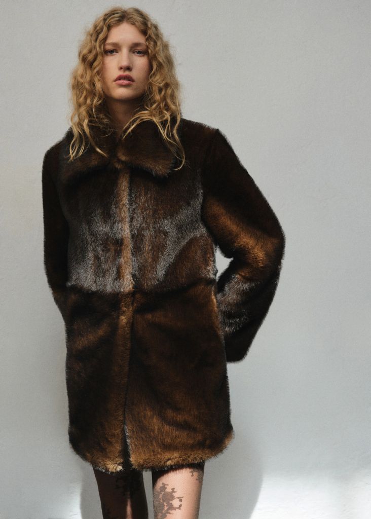 Faux-fur coat with shirt collar mango