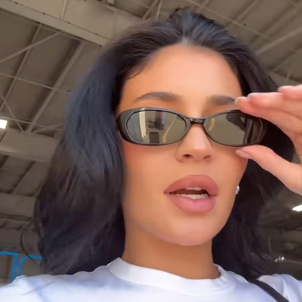 Kylie Jenner is also a Giant Vintage fan