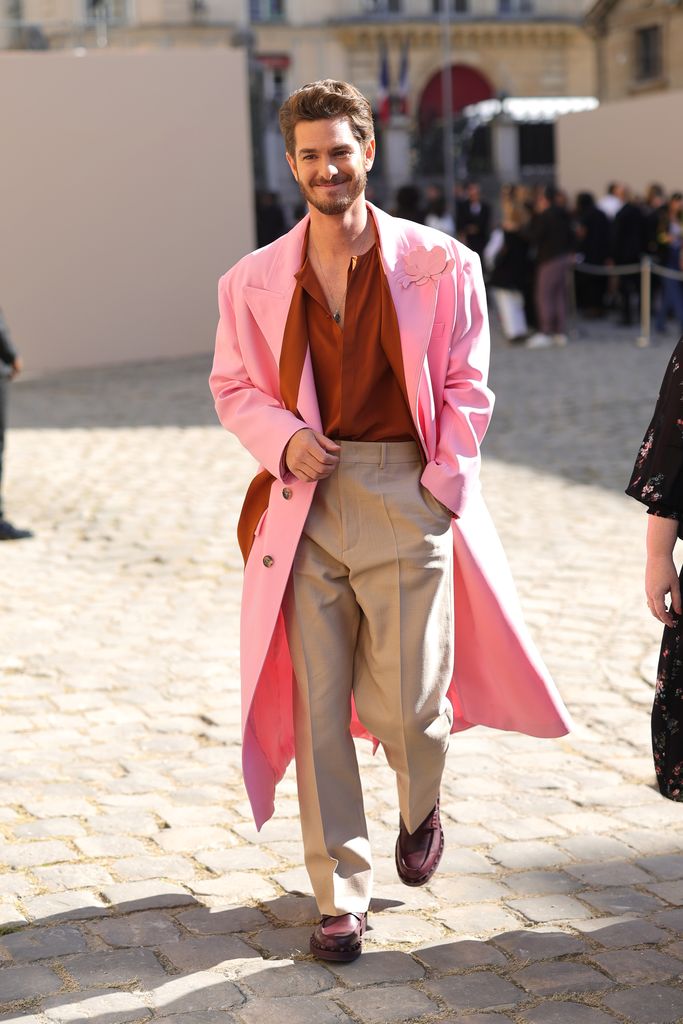 Andrew Garfield attends the Valentino Womenswear Spring/Summer 2024 show as part of Paris Fashion Week  on October 01, 2023 in Paris, France. (Photo by Jacopo Raule/Getty Images)