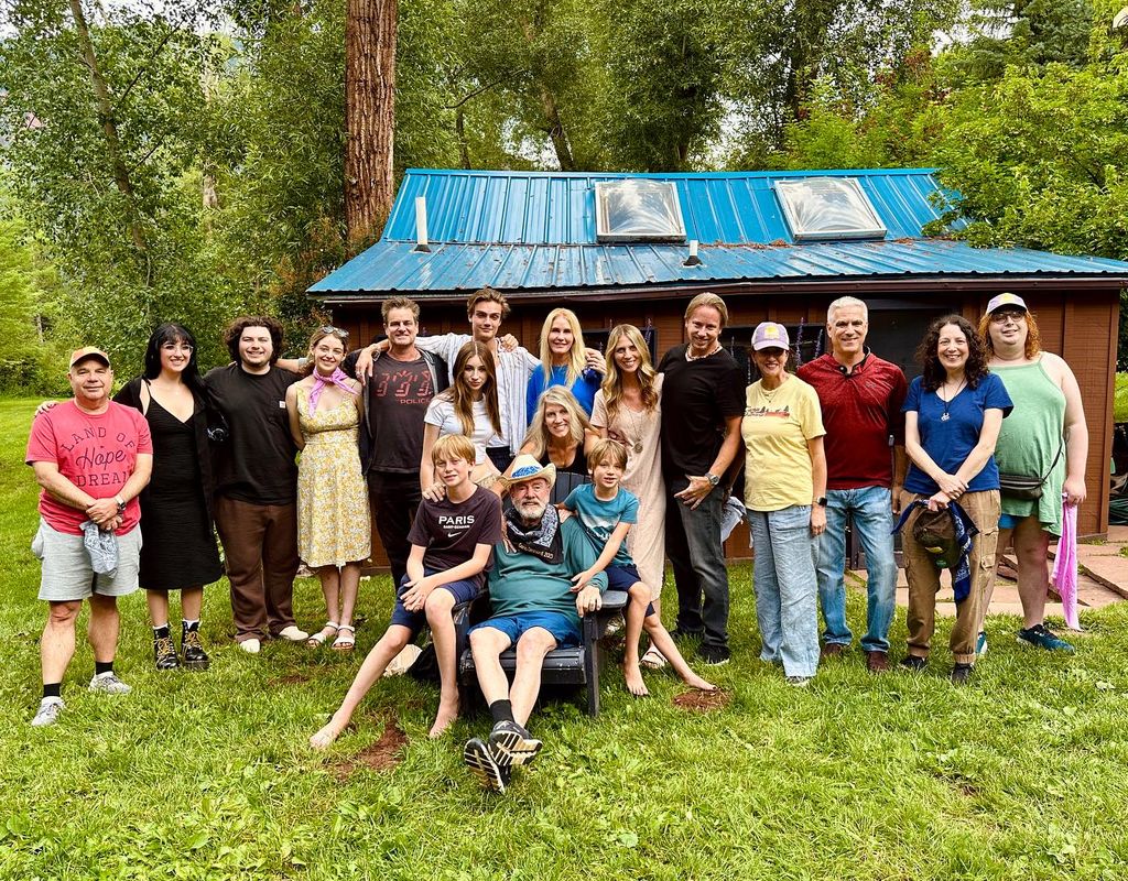 photo of Neil Diamond's family