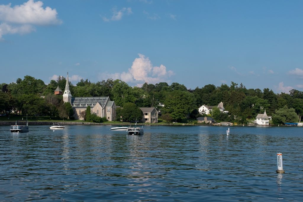 Why David Muir's neighborhood bliss is set to change HELLO!