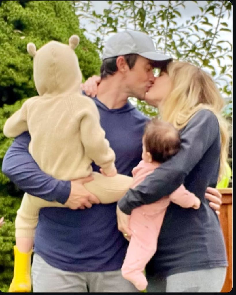 Robert Buckley, Jenny Wade and their kids