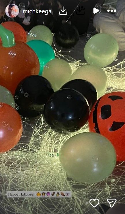 Michelle's daughter Palma looked so cute in her pumpkin outfit