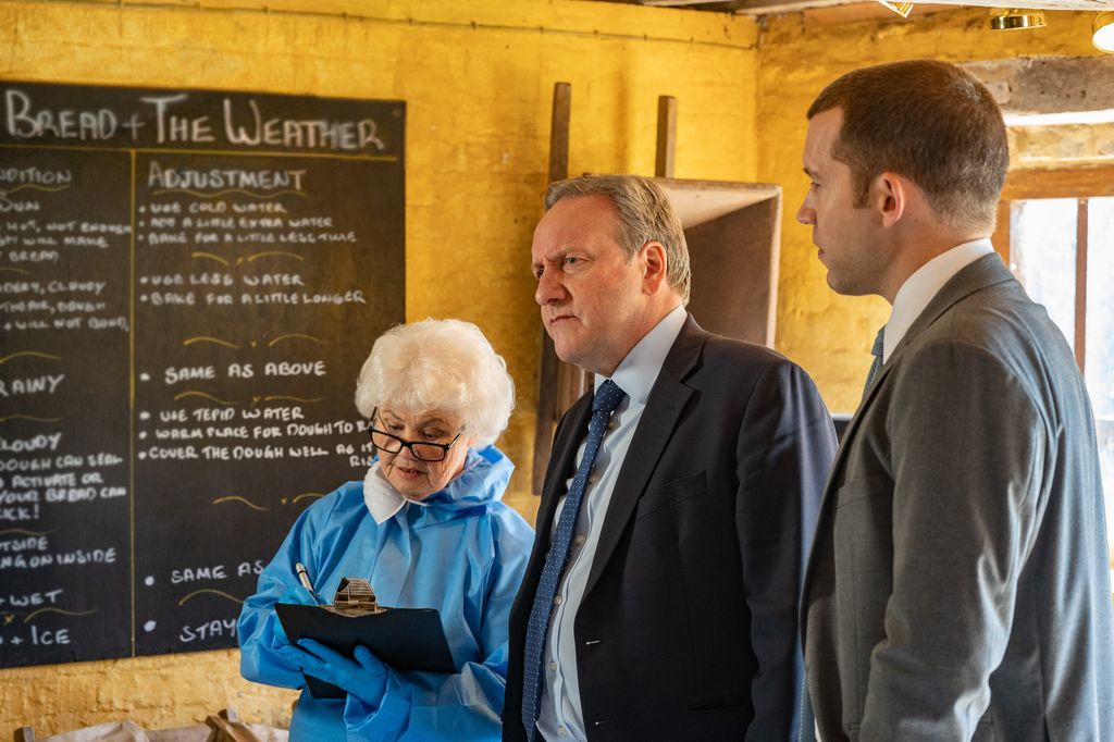 Fleur Perkins (ANNETTE BADLAND), DCI John Barnaby (NEIL DUDGEON) and DS Jamie Winter (NICK HENDRIX) in Midsomer Murders