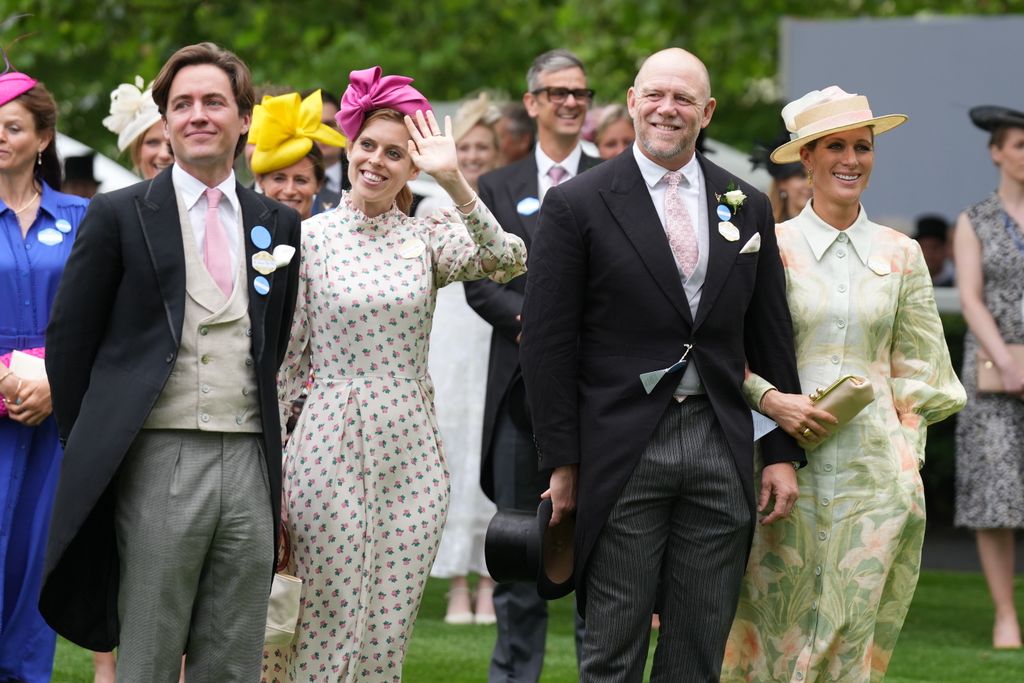 Princess Beatrice waving alongside Edoardo, Mike and Zara Tindall 