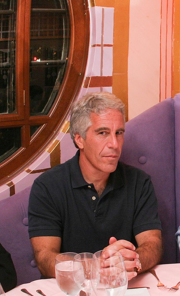 Billionaire Jeffrey Epstein in Cambridge sat at table