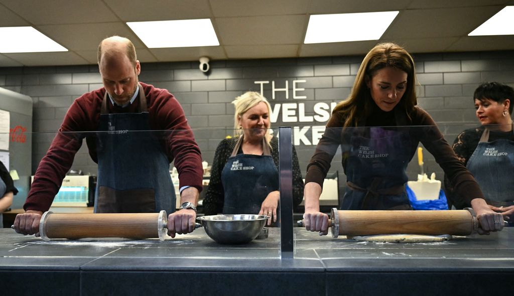 William and Kate roll out Welsh Cakes   