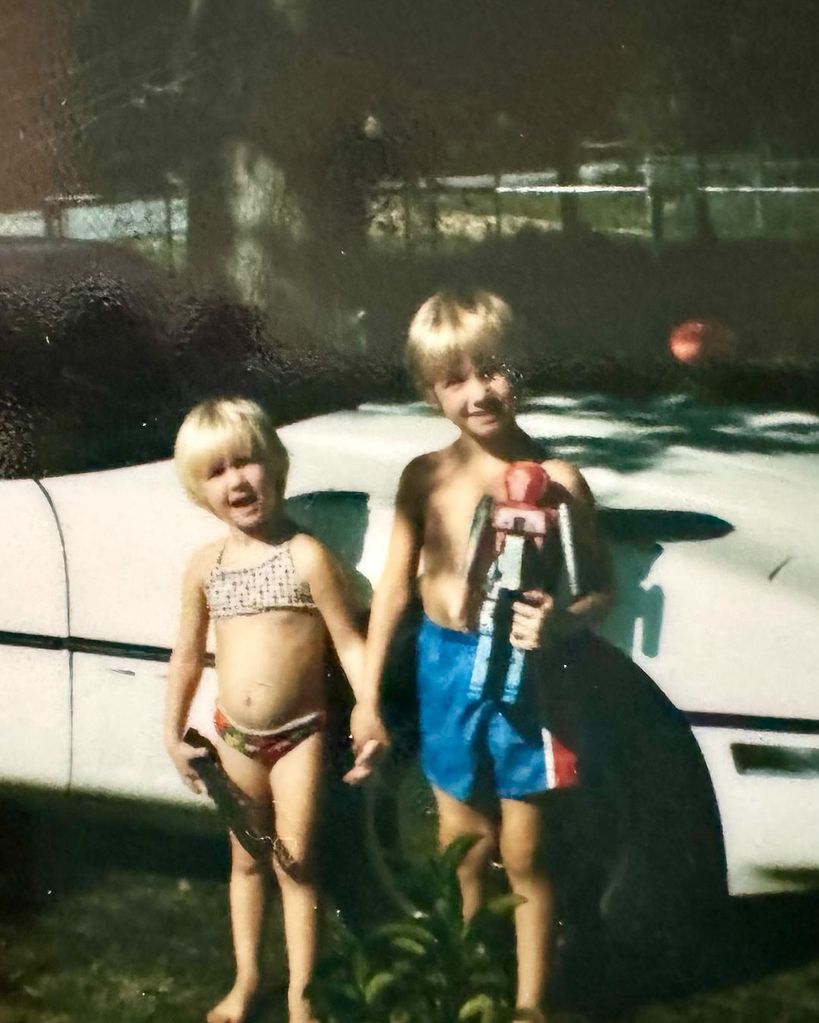 Nick Carter with his sister Bobbie Jean Carter in a childhood photo
