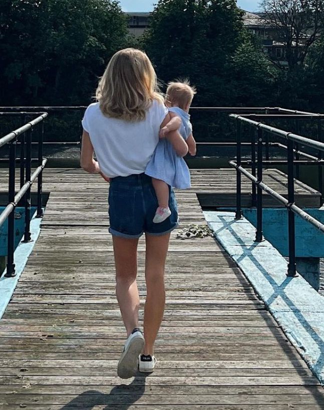 Chelsy Davy carrying a baby girl