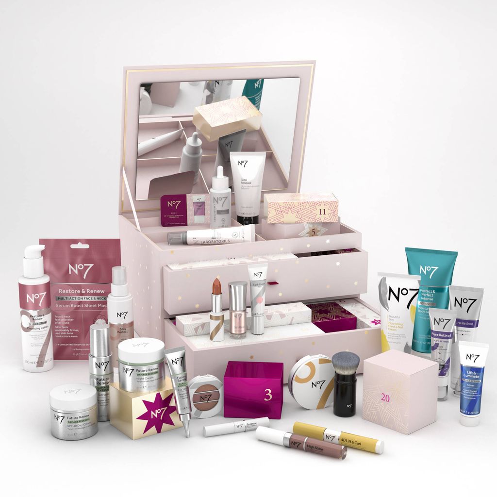 Boots No7 Beauty Advent Calendar 2021 has landed