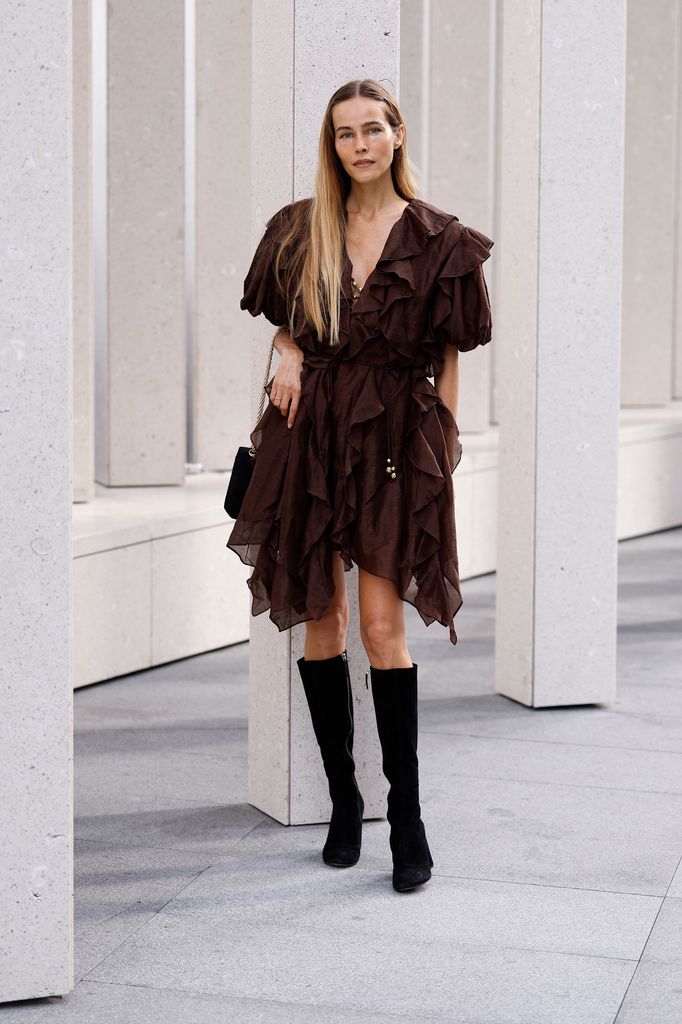 Isabel Lucas 