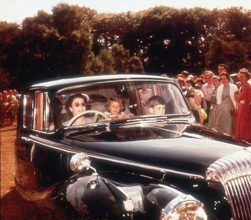 queen driving 1957