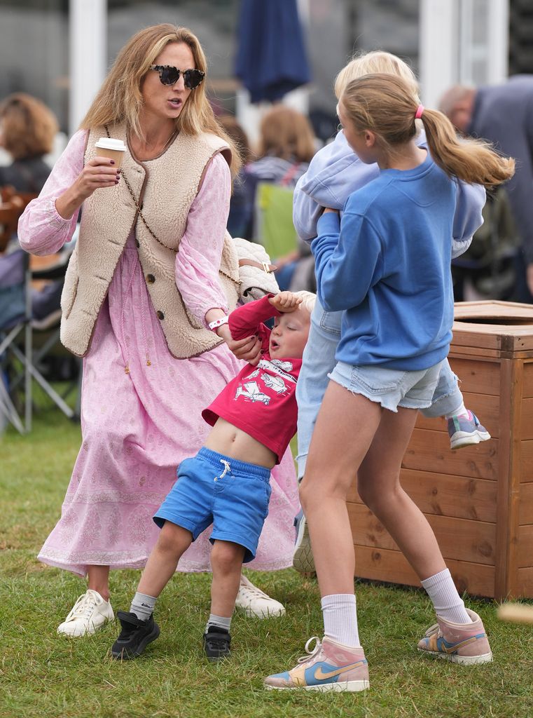 Harriet Sperling catches royal rascal Lucas Tindall 
