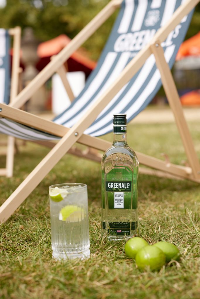 Pub in the Park with Greenall's Gin