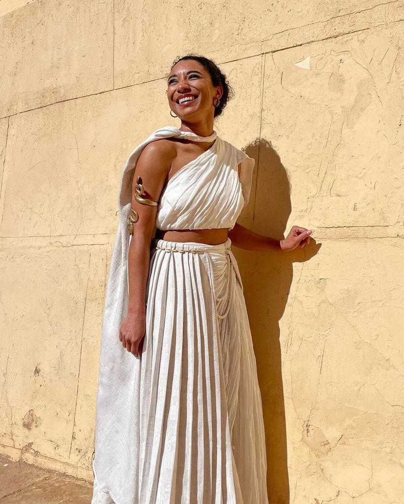 Adele James wows in Cleopatra costume