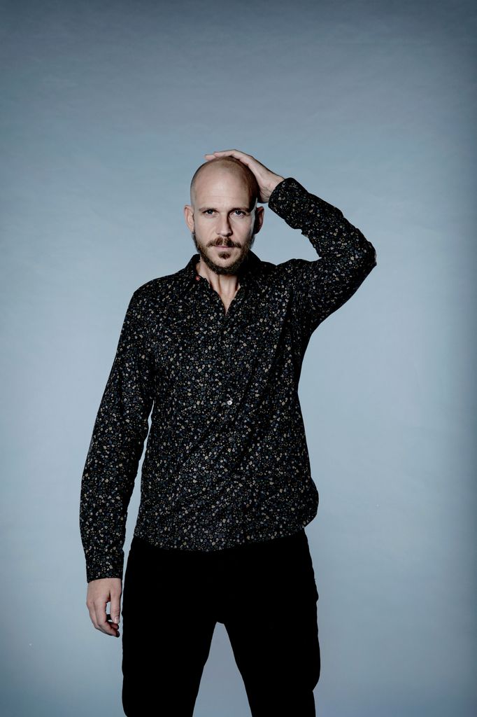 Gustaf Skarsgård is yet another star in the family