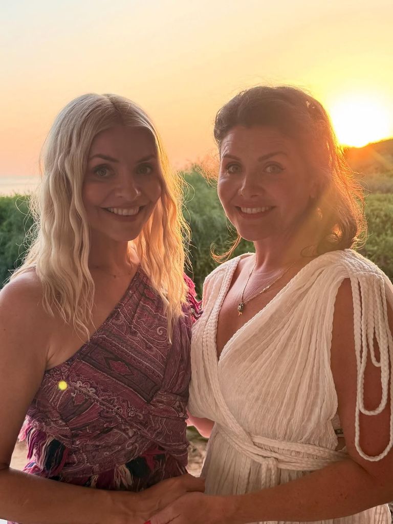 Holly Willoughy and her sister Kelly Willoughby