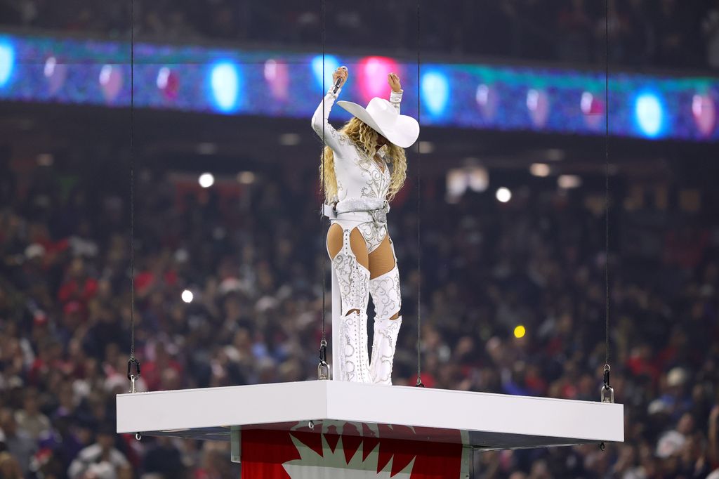 Beyoncé loses her chaps in wardrobe mishap during latest Cowboy Carter