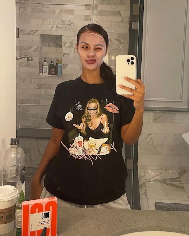 Maya Jama takes selfie in bathroom of former London home