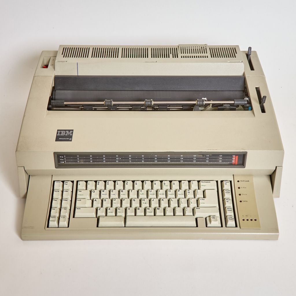 An old-fashioned typewriter 