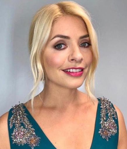 holly willoughby green dress