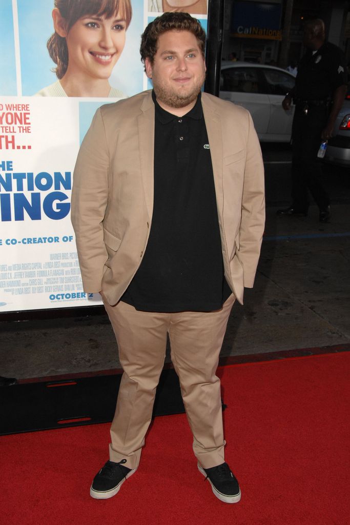 jonah hill tan suit red carpet