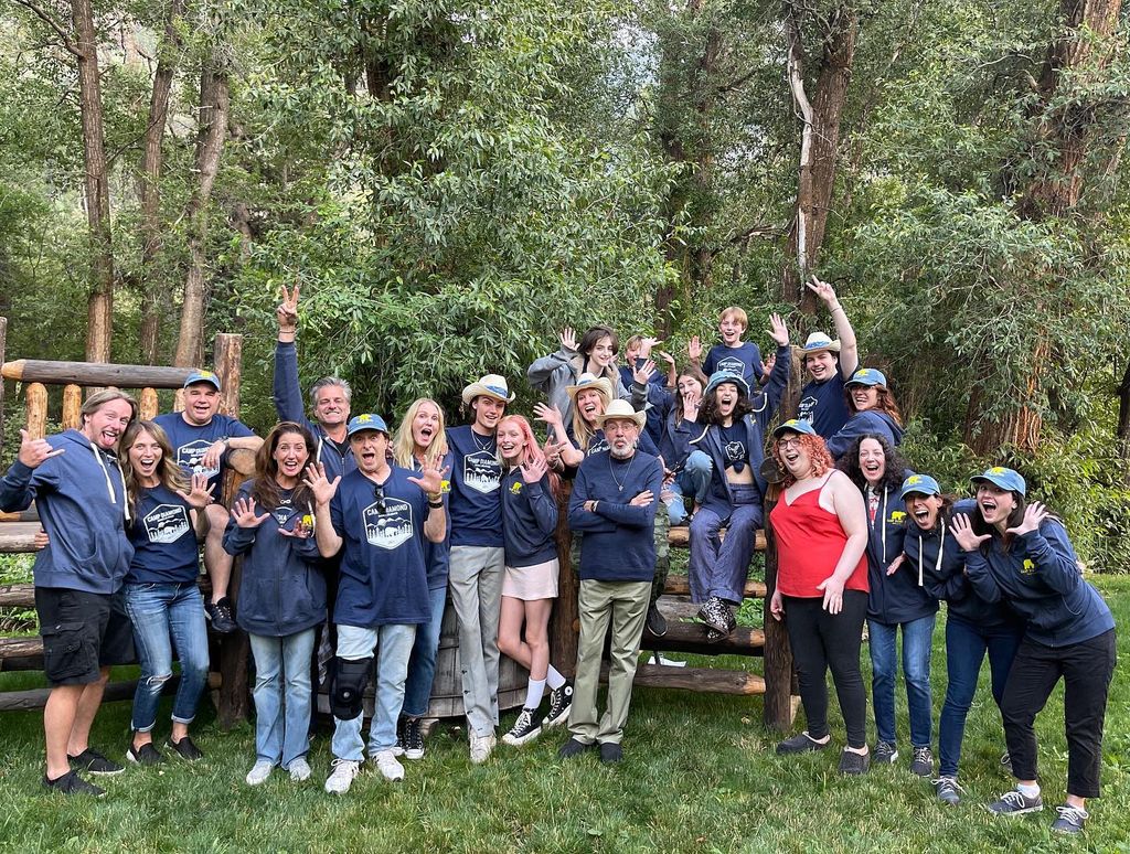 photo of neil diamond and his entire family