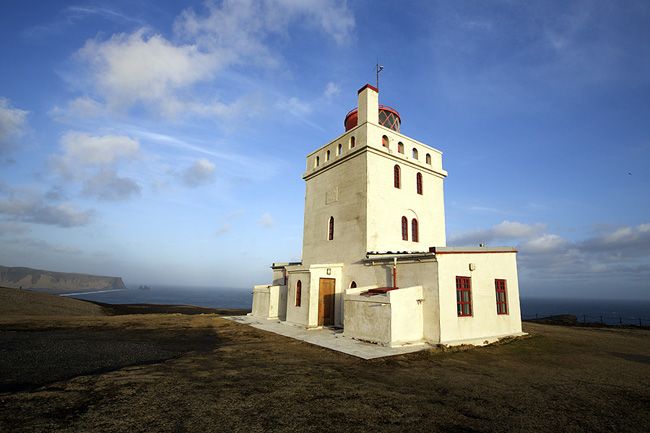 iceland lighthouse 