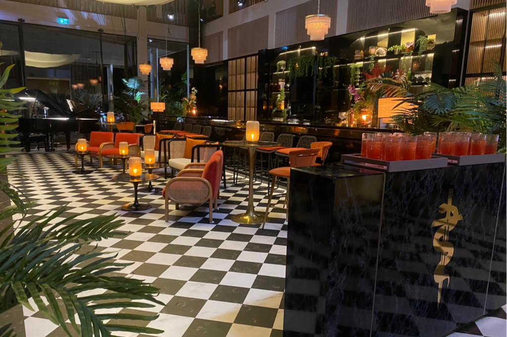 The Asiatique restaurant is transformed into "Lady Luck" - an art deco style cocktail bar - for the series