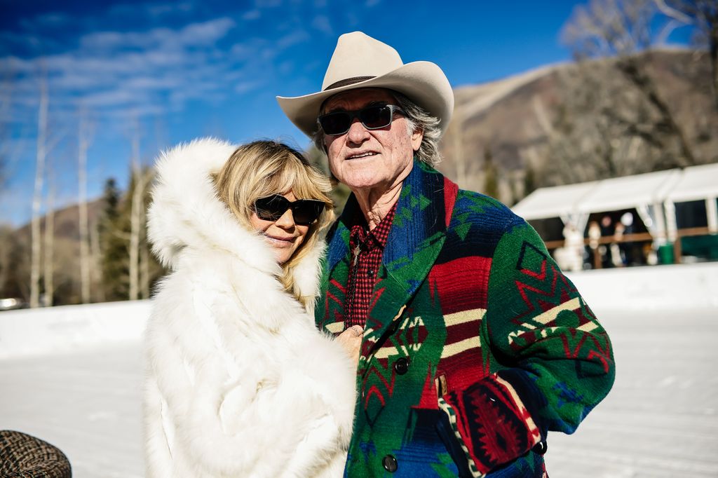 Goldie Hawn and Kurt Russell in Aspen