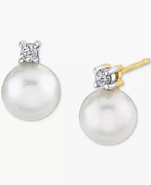 has a lookalike of Meghan Markle's pearl earrings gifted by