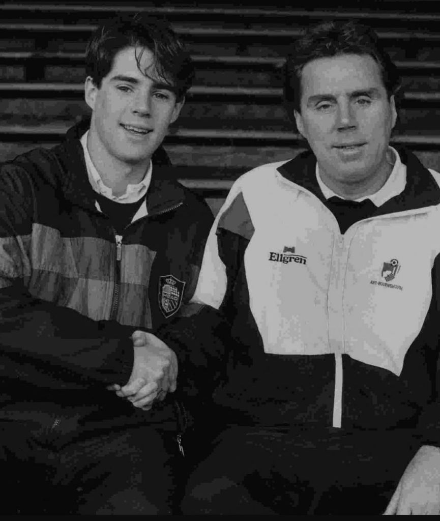 Jamie était le portrait craché de son père, Harry, sur la photo de retour 