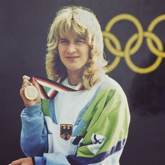 Photo of Steffi Graf at the Olympics in 1988 holding her gold medal