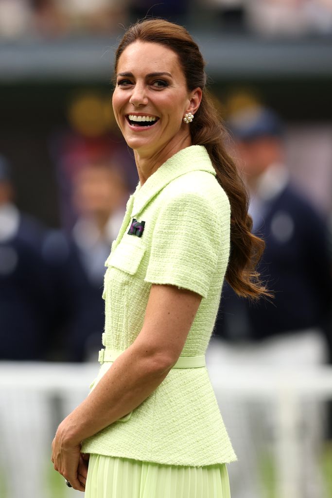 princess kate smiling at wimbledon