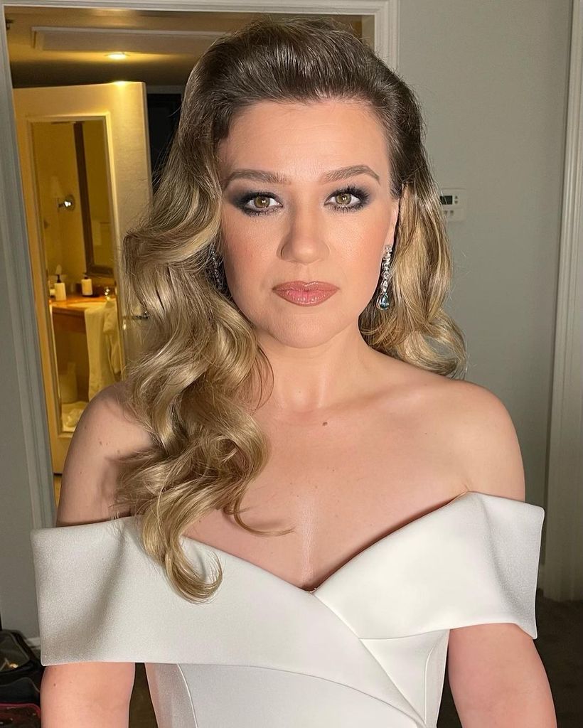 Micaela dressed Kelly Clarkson for the 2024 Grammys 