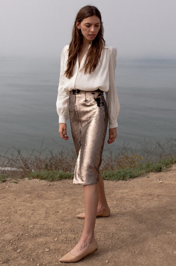 where to shop meghan markles bronze sequin beyonce skirt
