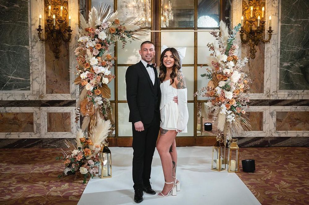 Sionainn and Ryan at the altar 