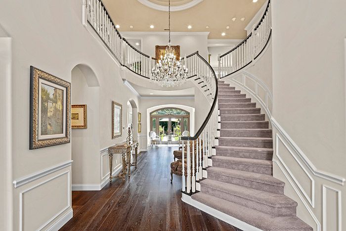 michael jackson son home stairs