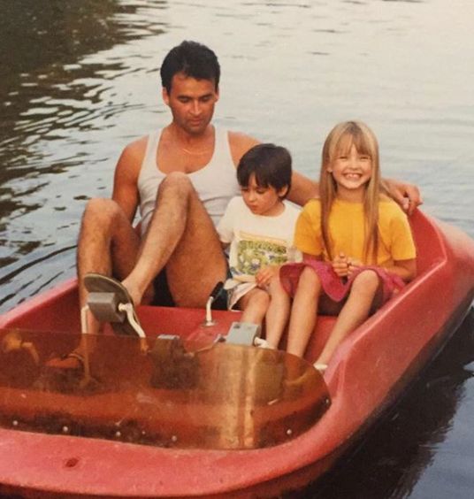 fearne cotton throwback pedalo