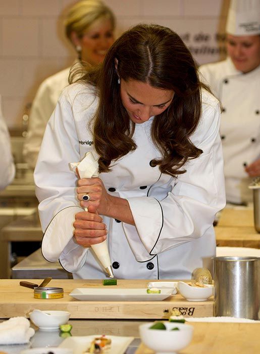kate middleton cooking lesson 