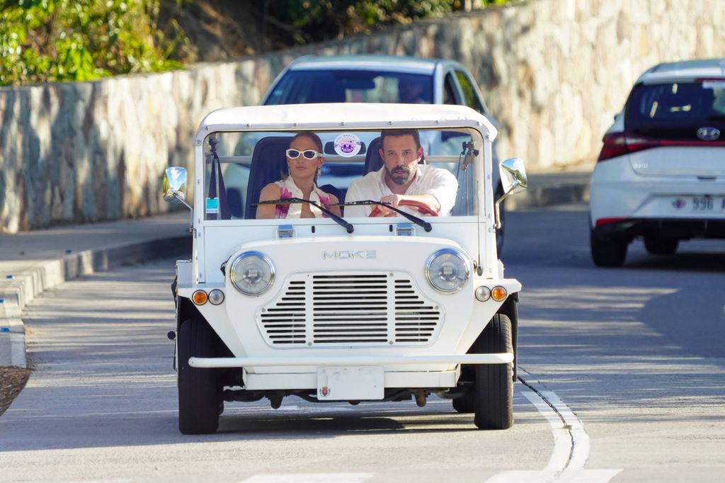 Jennifer Lopez and Ben Affleck take a drive in a  Mini Moke in St Bart's